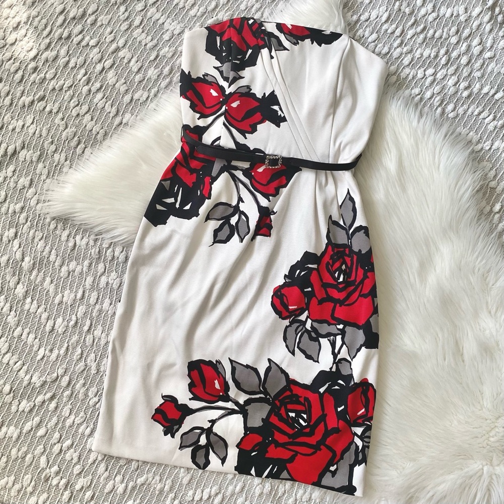 Beautiful floral strapless dress with belt